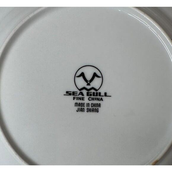 Vintage Christmas Tree Snack Dessert Plates Set of 3 Sea Gull Fine China 7" - Picture 6 of 7